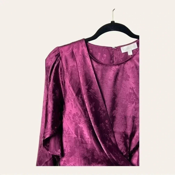 1243.‎ RONNY KOBO COLLECTION MONET TOP PURPLE FLORAL SATIN OPEN SLIT BACK SMALL - Picture 7 of 13